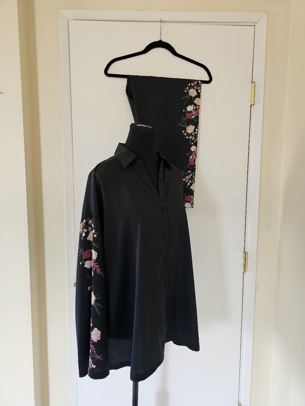 LA VIE EN ROSE LUXURY Satin Pyjamas